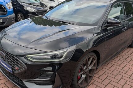 Ford Focus 17.281 km 33.990 &euro; Hude 27798