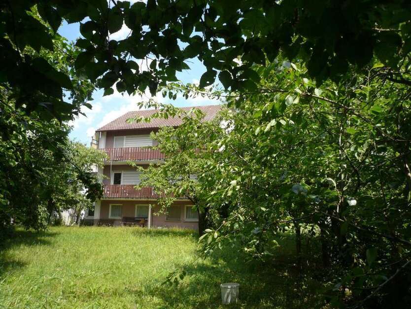 Haus zum Kaufen in Ochsenfurt 550.000 € 190 m²