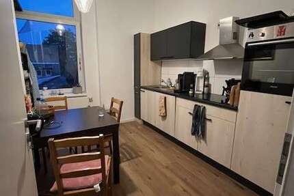 Wohnung Wiesbaden Biebrich - 2 Zimmer, 73 m&sup2;, 720&euro; | Angebot:27362558