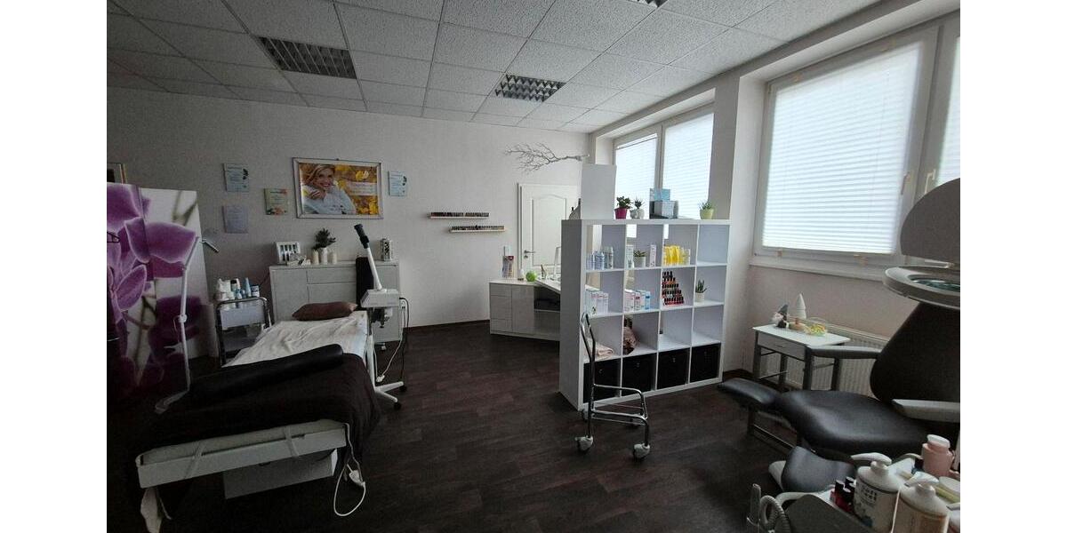 Klimatisiertes Studio inkl. Küche zimmer