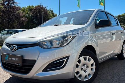Hyundai i20 81.922 km 5.890 &euro; Petershagen 32469