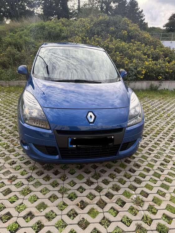 Renault Scenic 96.500 km 4.800 € hechingen 72379