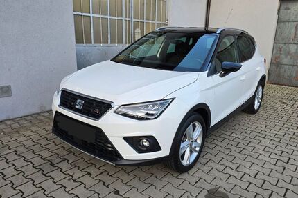 Seat Arona 16.000 km 15.600 &euro; Grebenau - Schwarz 36323