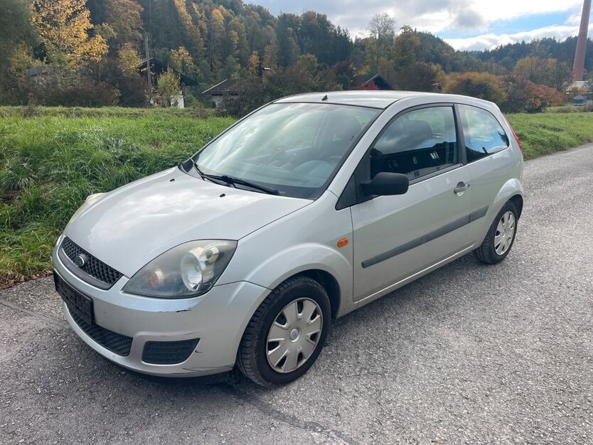 Ford Fiesta 170.000 km 999 € Miesbach 83714