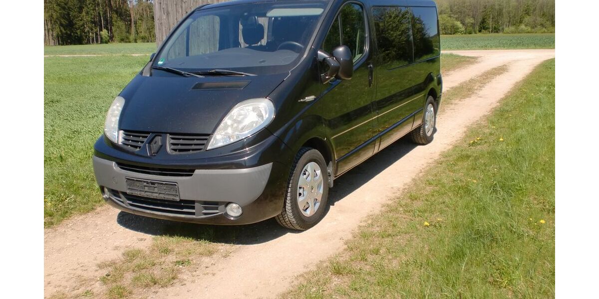 Renault Trafic 168.928 km 12.989 &euro; Neumarkt in der Oberpfalz 92318