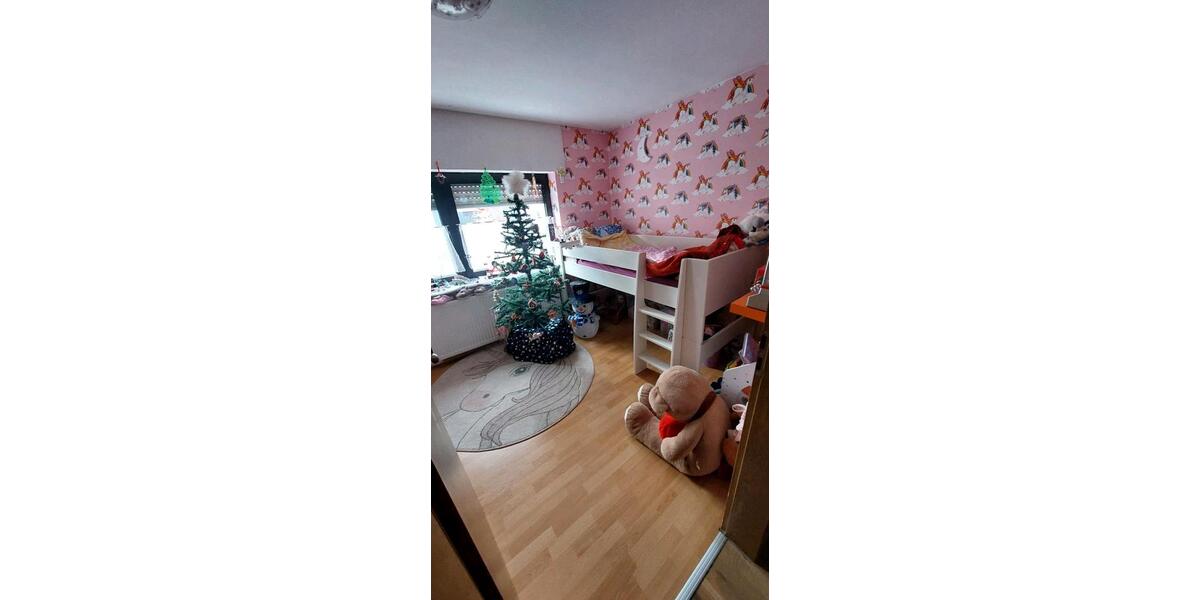 6 Zimmer im EG in Ruhiger Lage mit Großen Garten 6 zimmer