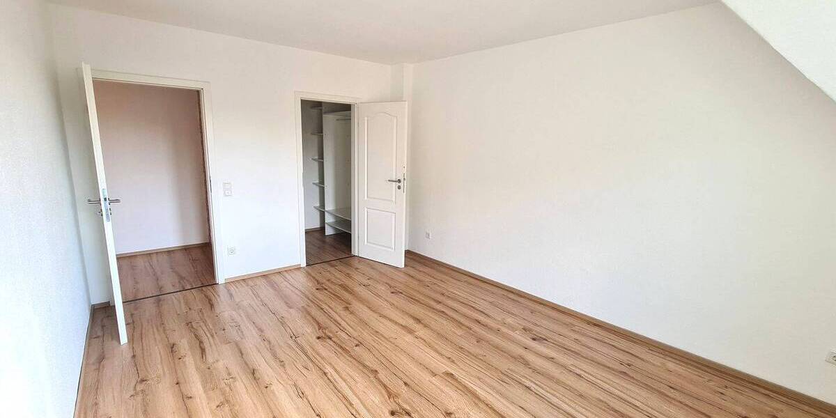 Etagenwohnung Ahlen Innenstadt - 4 Zimmer, 101 m&sup2;, 181.800&euro; | Angebot:26205830