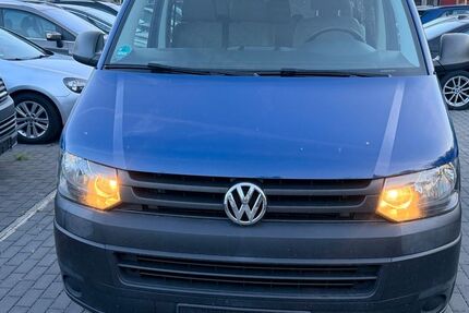 VW T5 Transporter 242.000 km 8.850 &euro; Neustadt an der Donau 93333
