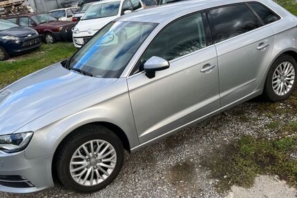 Audi A3 179.000 km 8.900 &euro; Ludwigsburg 71642