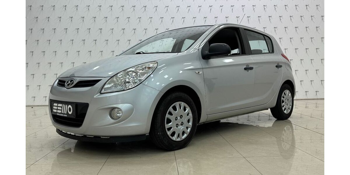 Hyundai i20 146.791 km 1.500 &euro; Oberhausen 46149