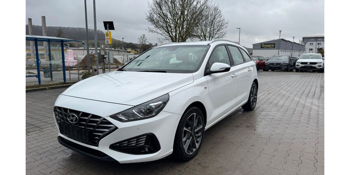 Hyundai i30 81.000 km 17.990 &euro; Großbottwar 71723