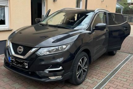 Nissan Qashqai 73.000 km 16.199 &euro; Bad Homburg 61352
