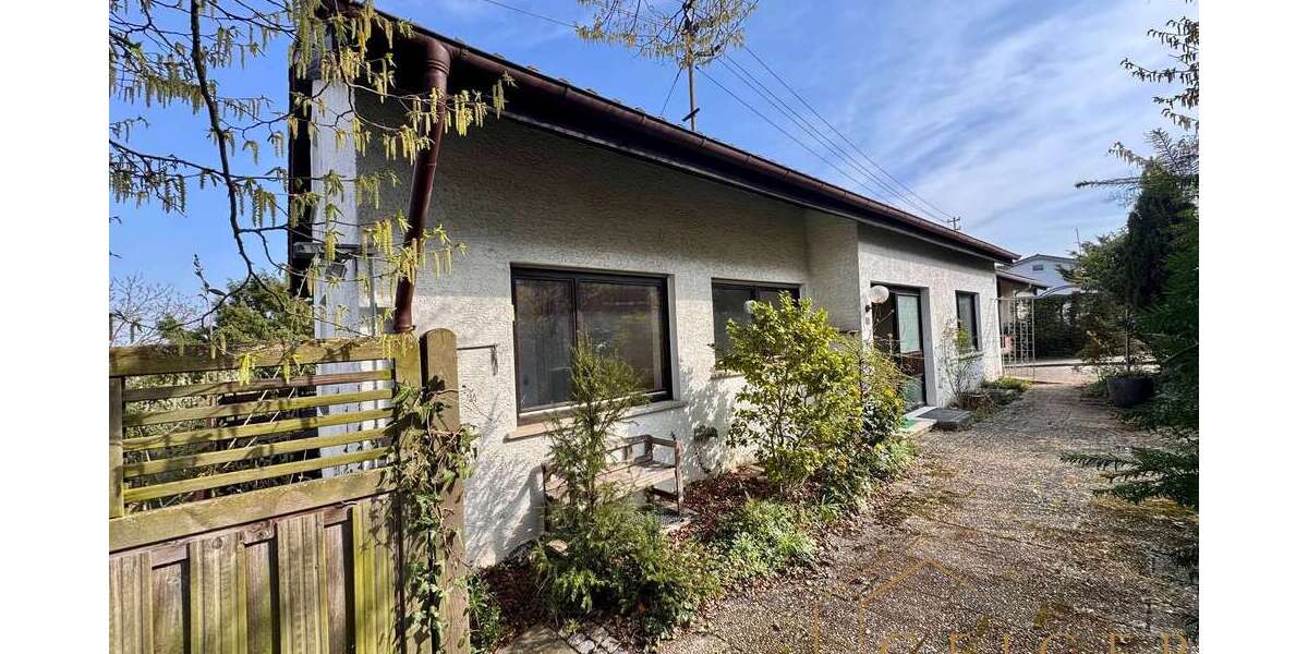 Einfamilienhaus Besigheim - 8 Zimmer, 220 m&sup2;, 720.000&euro; | Angebot:26145253