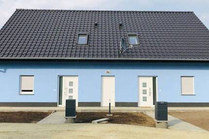 Haus Kolkwitz Hänchen - 4 Zimmer, 130 m&sup2;, 1.430&euro; | Angebot:26471037