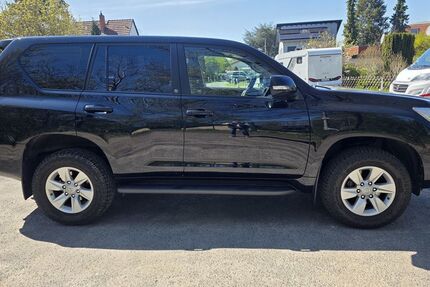 Toyota Land Cruiser 100.000 km 37.900 &euro; Berlin 12347