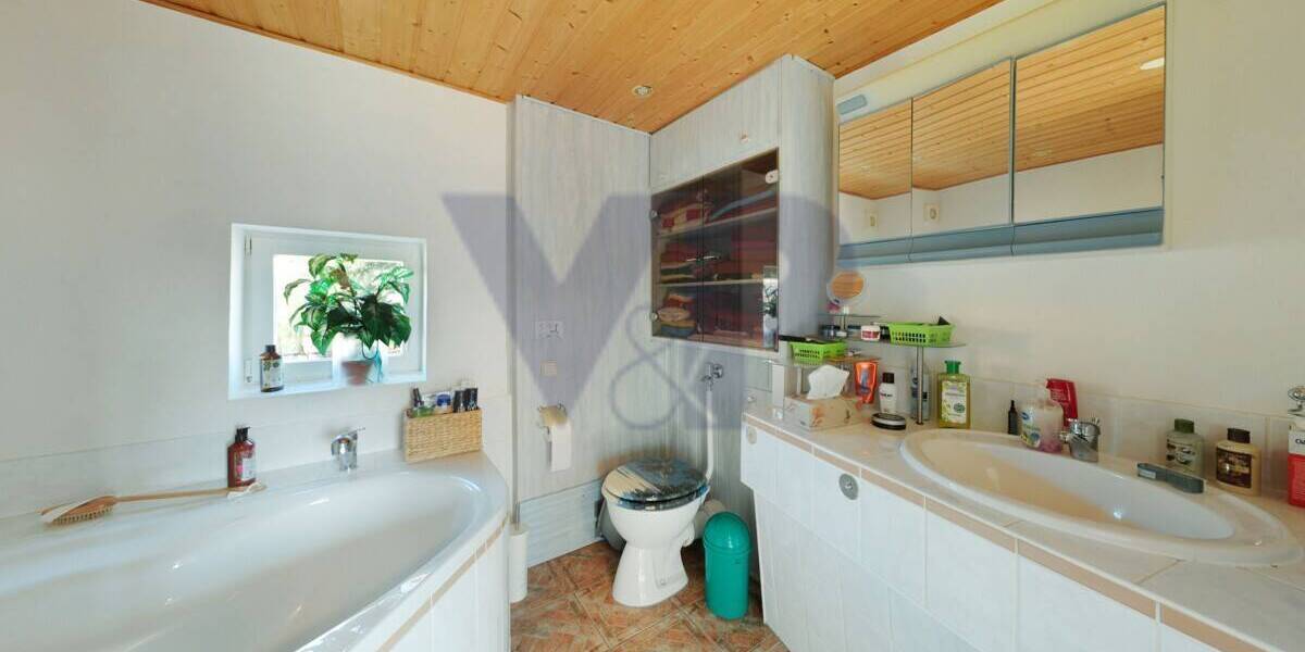 Einfamilienhaus Eisenberg Kursdorf - 5 Zimmer, 133 m&sup2;, 79.000&euro; | Angebot:26417631