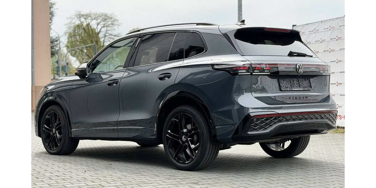 VW Tiguan R-Line/Pano/Memory/HUD/360°/Keyless 5.990 km 48.990 &euro; Mönchengladbach 41066