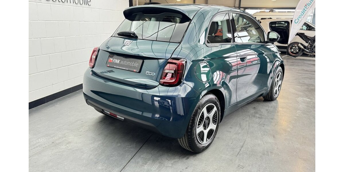 Fiat 500e Action 1. Hand Carplay 12.500 km 14.820 &euro; Lich 35423