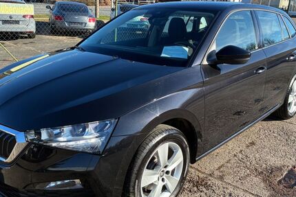 Skoda Scala 79.000 km 15.990 &euro; Bad Blankenburg 07422