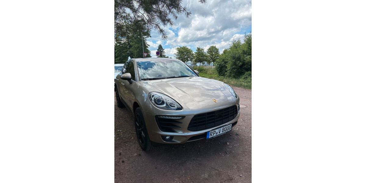 Porsche Macan 294.500 km 16.800 &euro; Forst 67147
