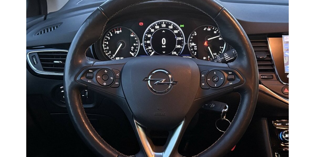 Opel Astra 1.2 K Lim. NAVI/SHZ/DAB/AHK/ACC/CARPLAY 48.063 km 14.900 &euro; Villingen-Schwenningen 78054