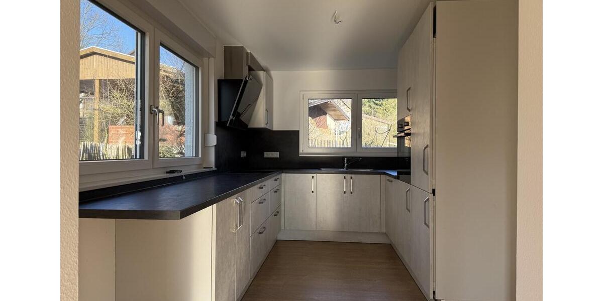 Erdgeschoßwohnung Neuenstein - 4 Zimmer, 99 m&sup2;, 1.085&euro; | Angebot:23816017