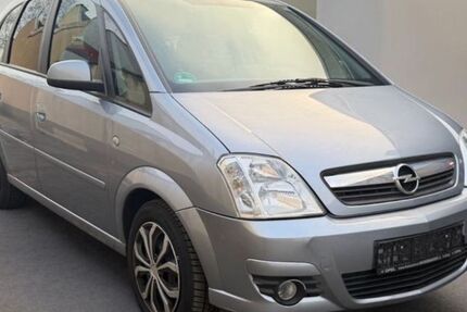 Opel Meriva 95.000 km 2.800 &euro; FRANKFURT 65933
