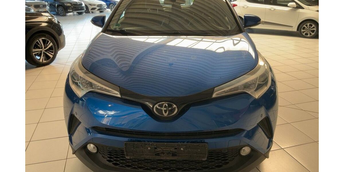Toyota C-HR 69.908 km 11.750 &euro; Hamburg 20535