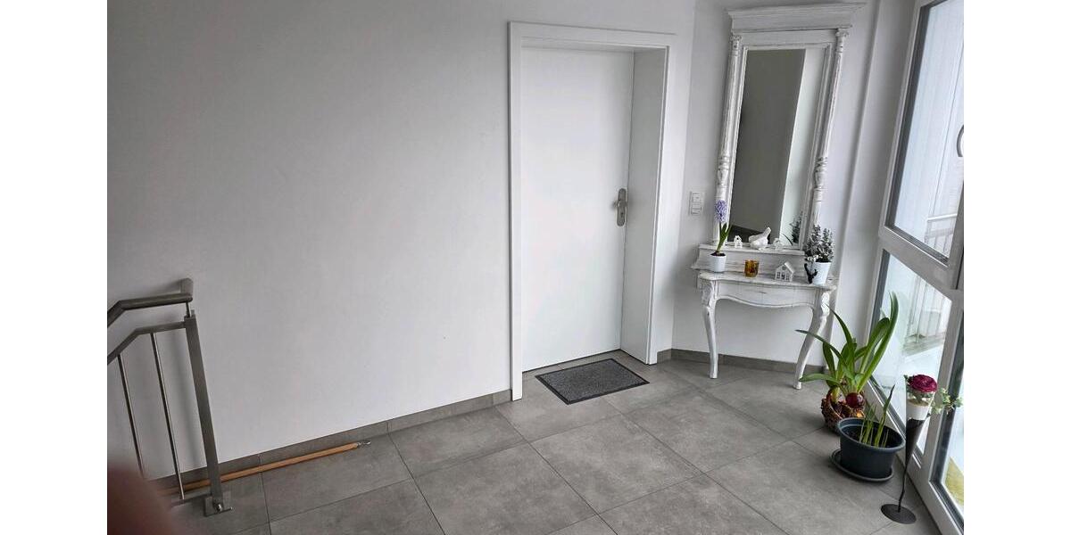 Einfamilienhaus Wiefelstede - 3 Zimmer, 162 m&sup2;, 1.800&euro; | Angebot:26111507