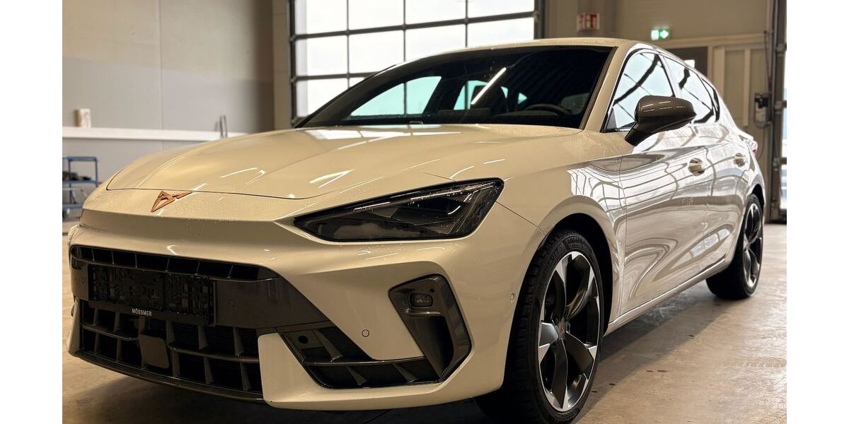 Cupra Leon 28.041 km 27.300 &euro; Memmingen 87700