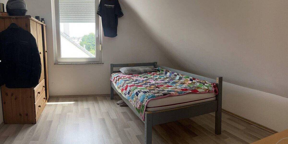 Etagenwohnung Trossingen - 5 Zimmer, 112 m&sup2;, 319.000&euro; | Angebot:26886410