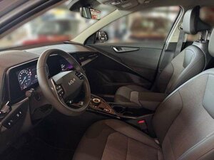 Kia NIRO 1.6 HEV 129 DCT VIS KOM STY Vision 4.500 km 29.960 &euro; Höhenkirchen-Siegertsbrun 85635