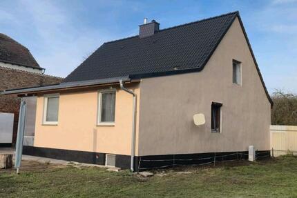 Einfamilienhaus saniert mit Offenstall 3 zimmer