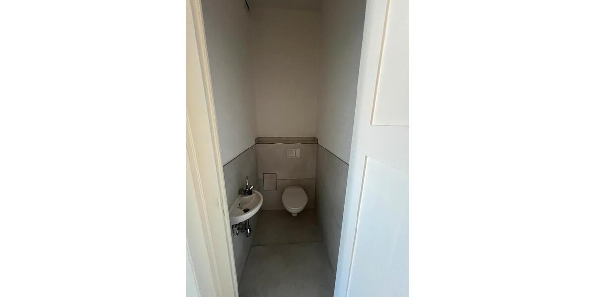 Erdgeschoßwohnung Güstrow - 4 Zimmer, 112 m&sup2;, 1.000&euro; | Angebot:26406513