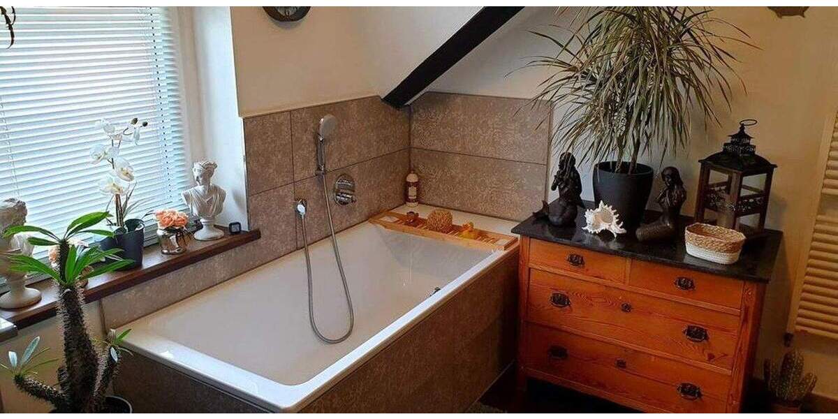 Kl. Haus ca. 100 qm, 2,5 ZKDB mit Garten u. Stellplatz, Nähe Bonn, Bad Honnef für 1-2 Personen 2 zimmer