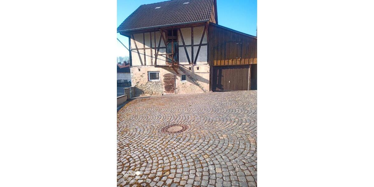 Einfamilienhaus Weilburg - 5 Zimmer, 250 m&sup2;, 250.000&euro; | Angebot:26349705