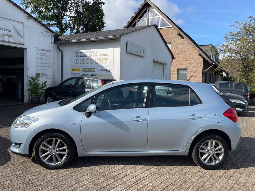 Toyota Auris 143.595 km 4.999 € Vechta 49377