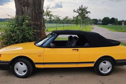 Saab 900