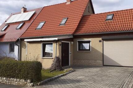 Reihen-Einfamilienhaus mit großem Garten 5 zimmer