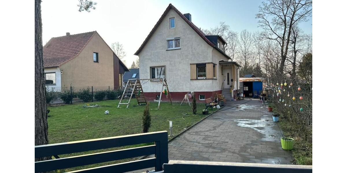 Einfamilienhaus Gotha - 6 Zimmer, 110 m&sup2;, 1.500&euro; | Angebot:25977009