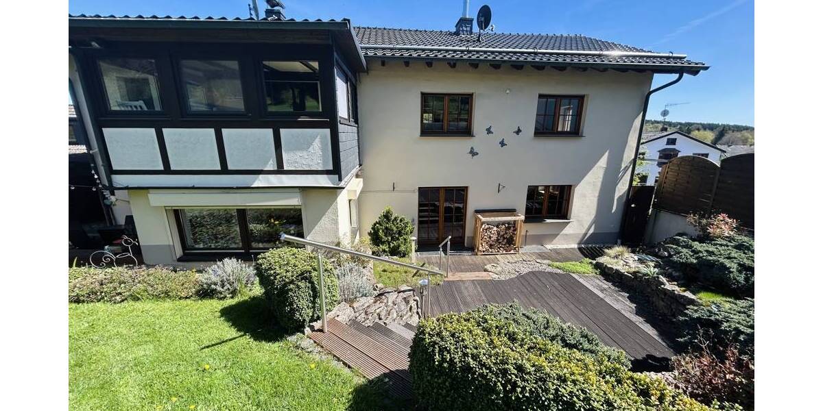 Mehrfamilienhaus, Wohnhaus Dahlem - 8 Zimmer, 218 m&sup2;, 369.000&euro; | Angebot:26512735