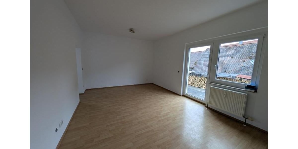 Helle, große 3-Zimmer Wohnung| Top-Lage in Vilseck| 5min zu Gate5 3 zimmer
