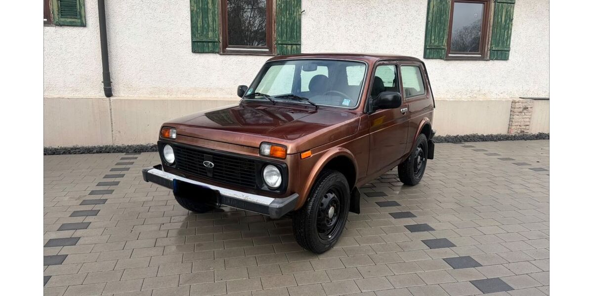 Lada Niva 81.252 km 3.000 &euro; Schorndorf 73614