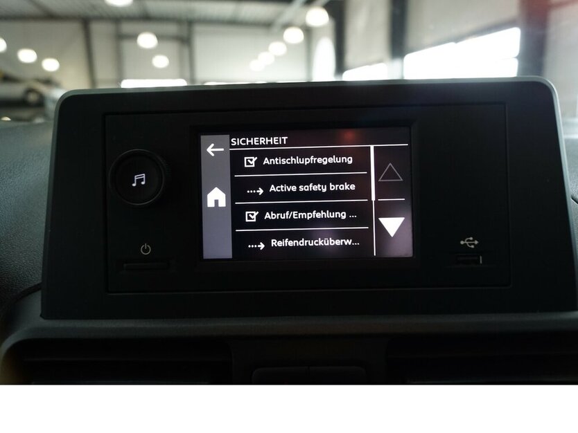 Berlingo e 136 Feel M Batteriezertifikat