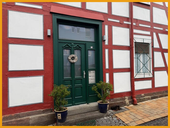 Mehrfamilienhaus, Wohnhaus Schwalmstadt Treysa - 7 Zimmer, 196 m&sup2;, 325.000&euro; | Angebot:26724153