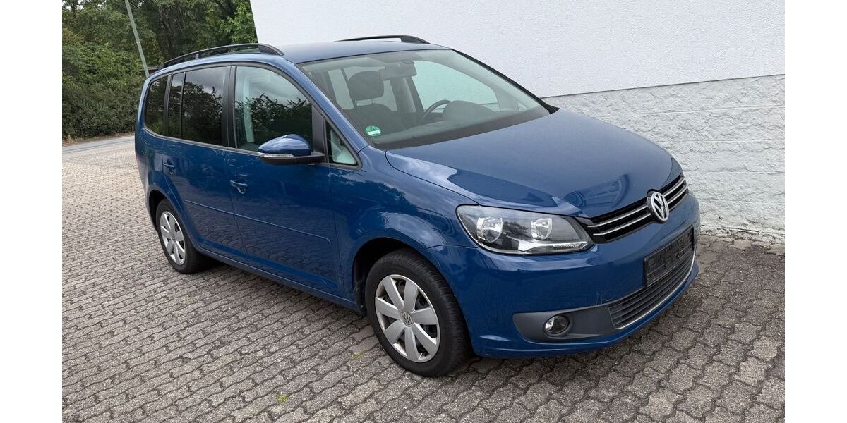 VW Touran 146.000 km 7.900 &euro; Alsbach 64665