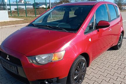 Mitsubishi Colt 187.060 km 2.300 &euro; Korbach 34497
