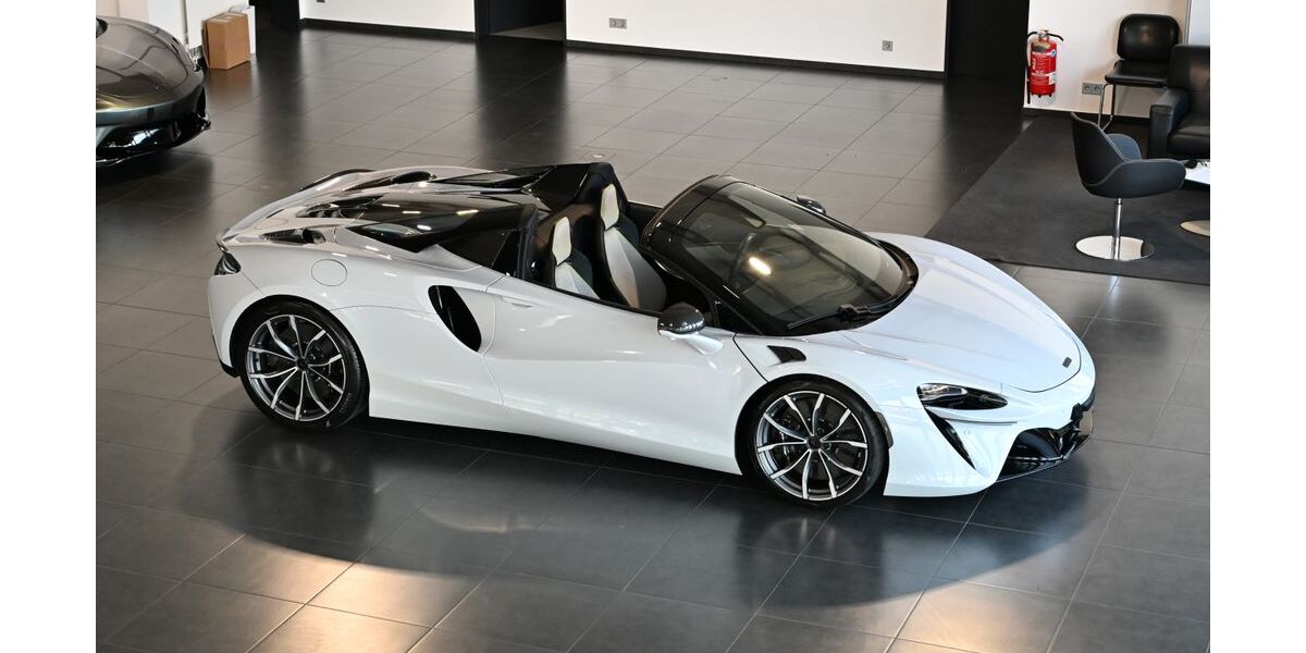 McLaren Artura 7.000 km 239.900 &euro; Weingarten 88250