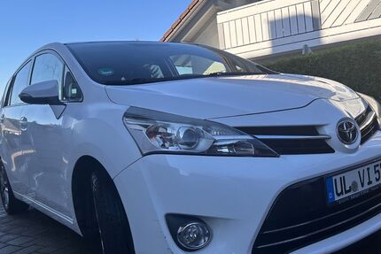 Toyota Verso 184.000 km 9.000 &euro; Amstetten 73340