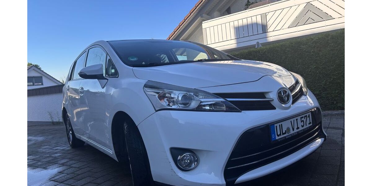 Toyota Verso 184.000 km 9.000 &euro; Amstetten 73340